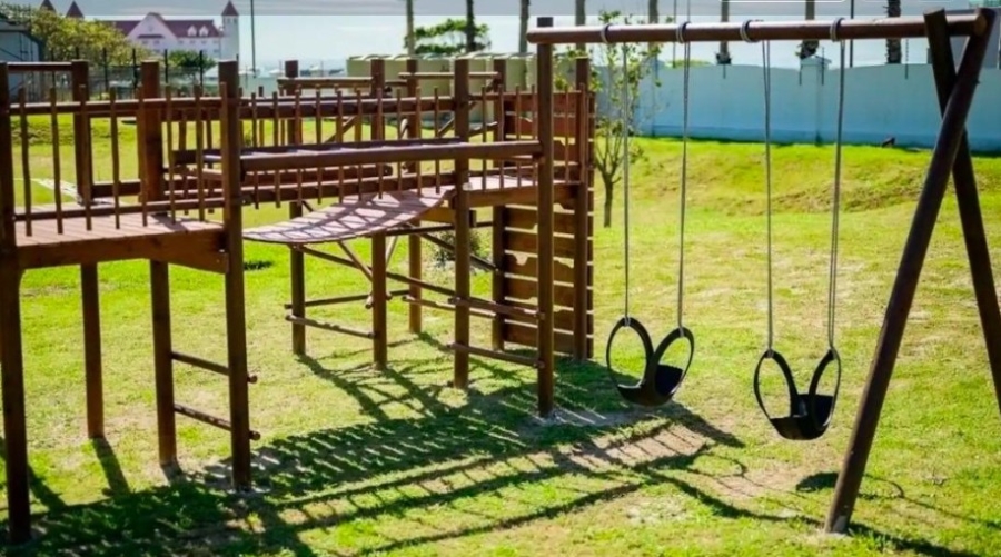 2 Bedroom Property for Sale in Summerstrand Eastern Cape
